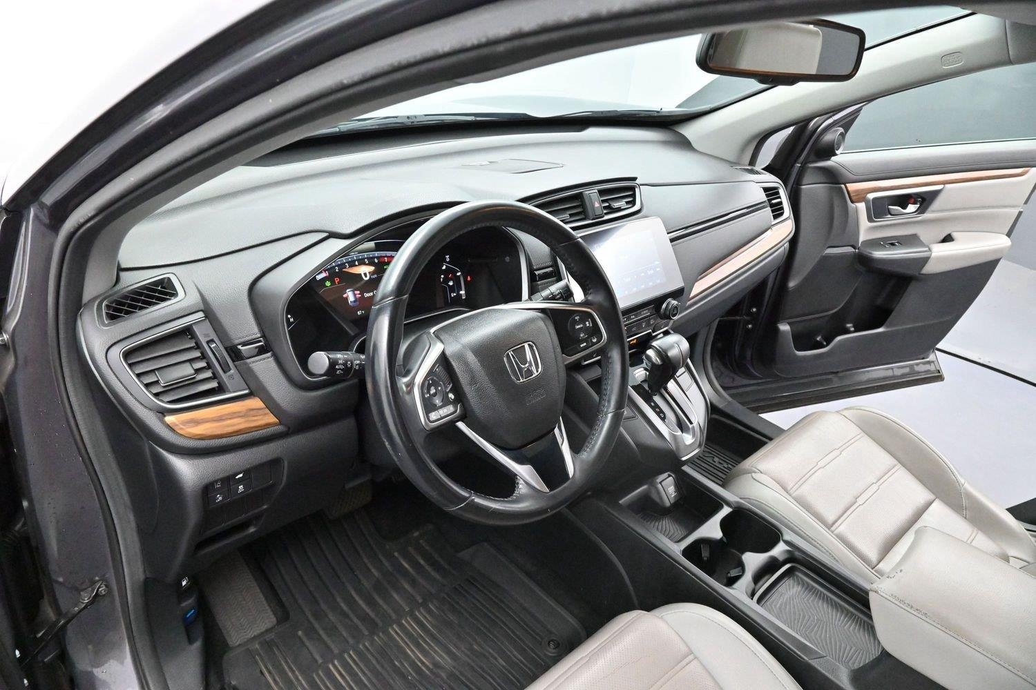 Used 2018 Modern Steel Metallic Honda EX-L image 13