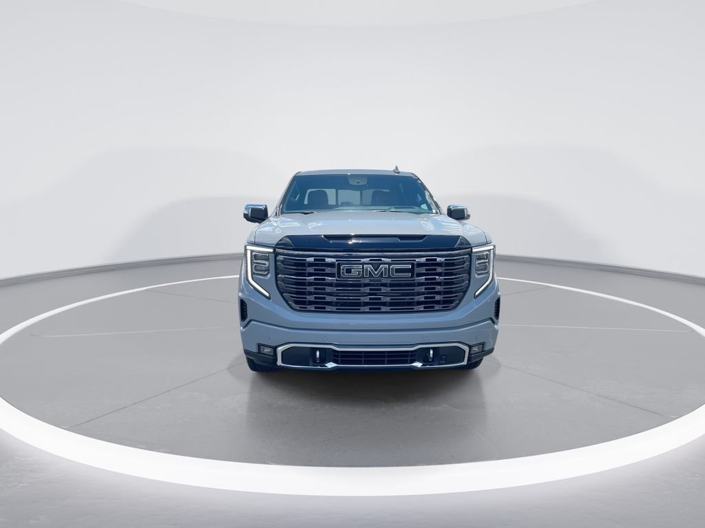 Used 2025 Gray GMC Denali Ultimate image 3