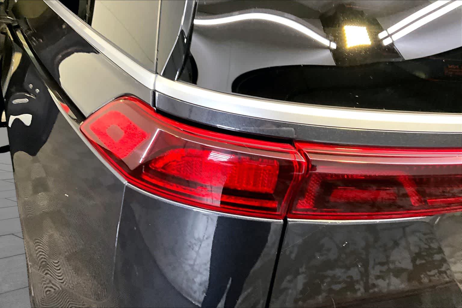 Used 2023 Panthera Metal Kia LX image 28