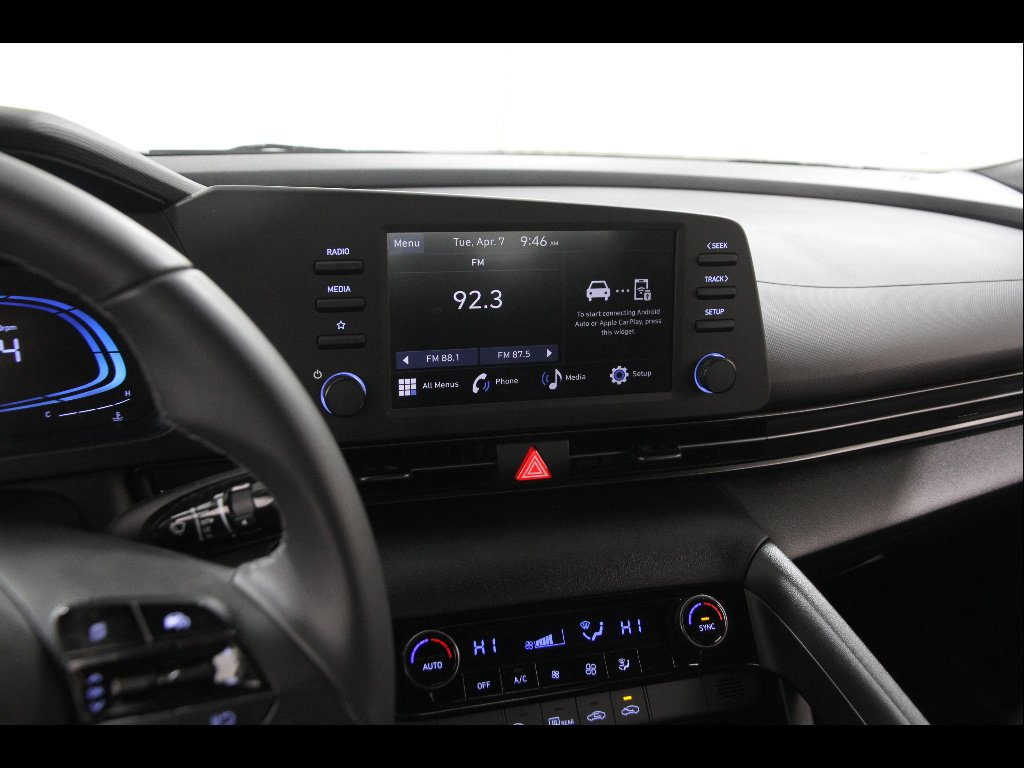 Used 2025 Serenity White Pearl Hyundai SEL Sport image 9