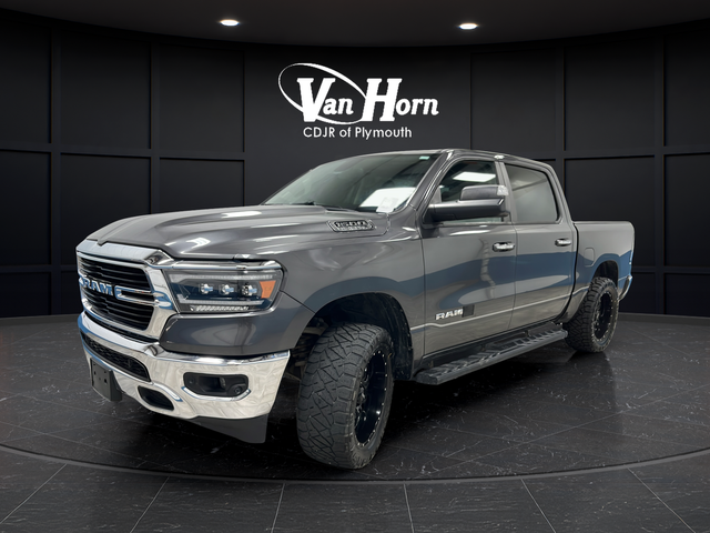 Used 2019 Granite Crystal Metallic Clearcoat Ram Big Horn/Lone Star image 3