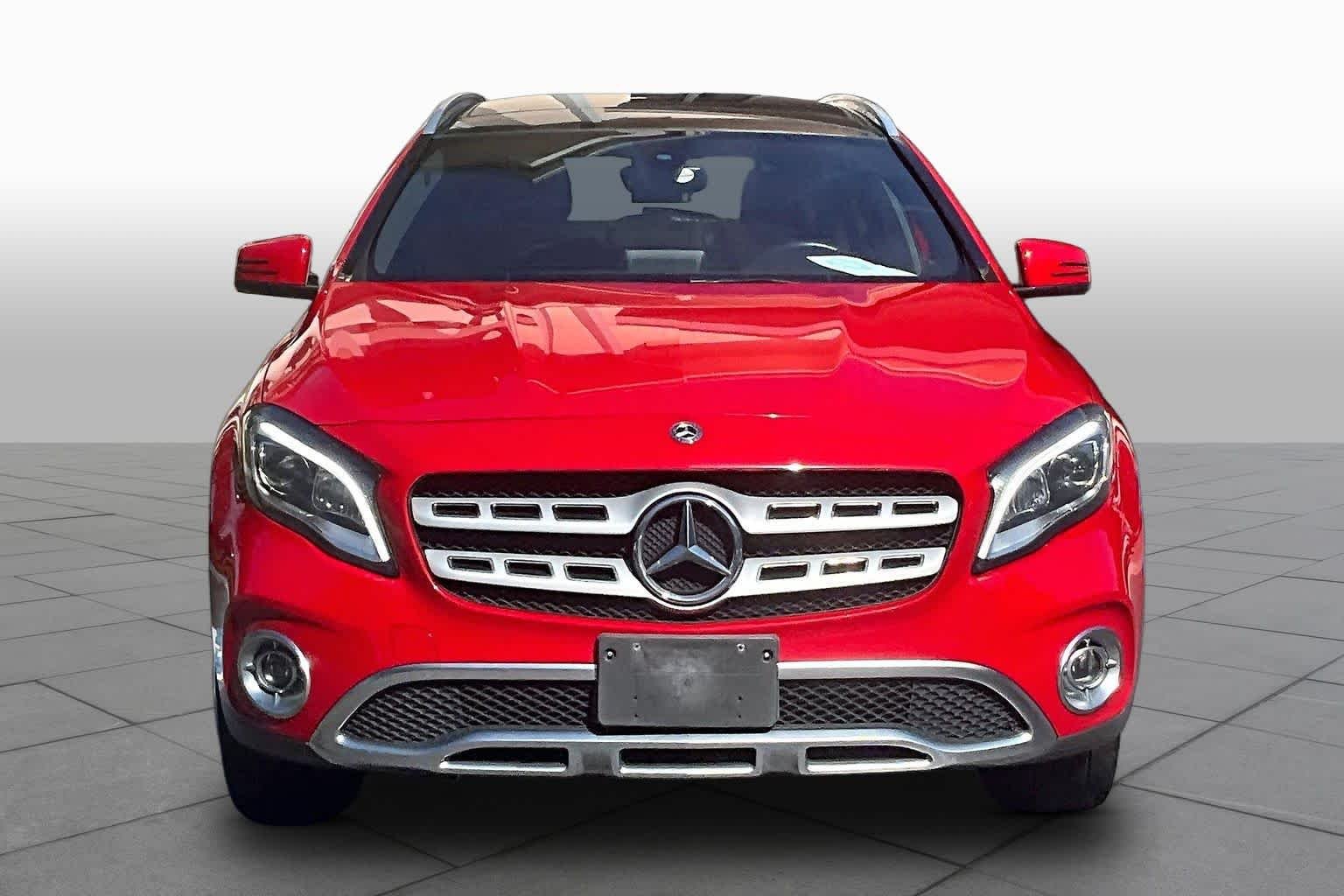 Used 2019 Jupiter Red Mercedes-Benz GLA 250 image 4
