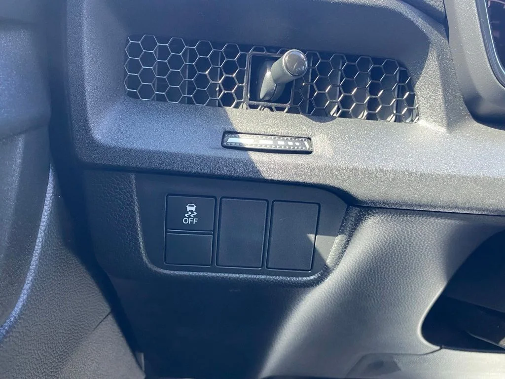 Used 2025 White Honda EX image 25