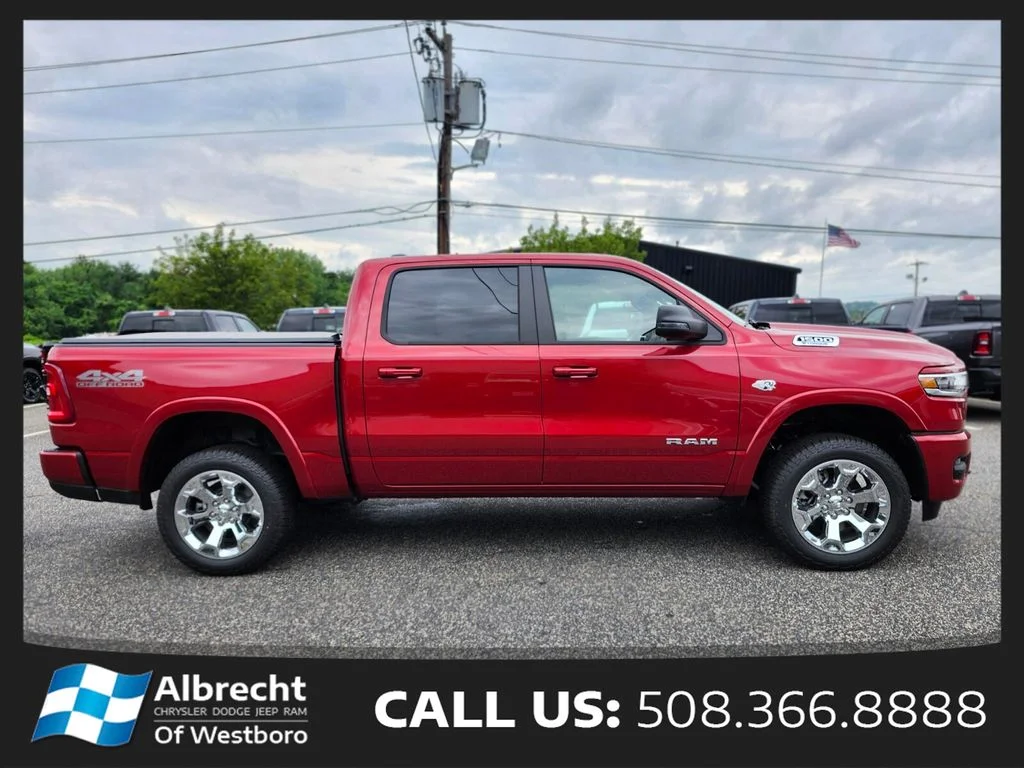 New 2026 Molten Red Pearl-Coat Exterior Paint RAM Big Horn/Lone Star image 6