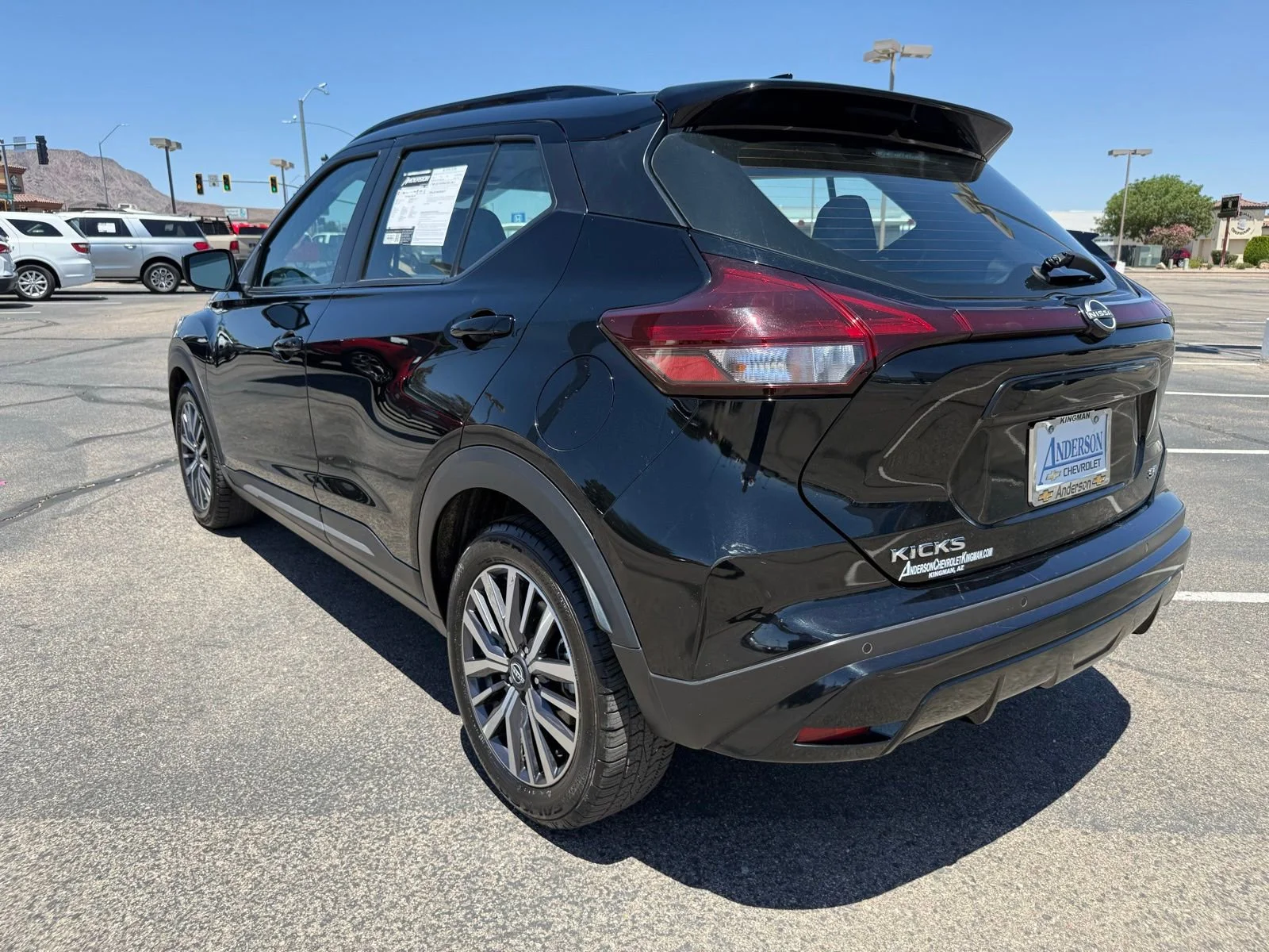 2024 Nissan Kicks SR - Photo 9