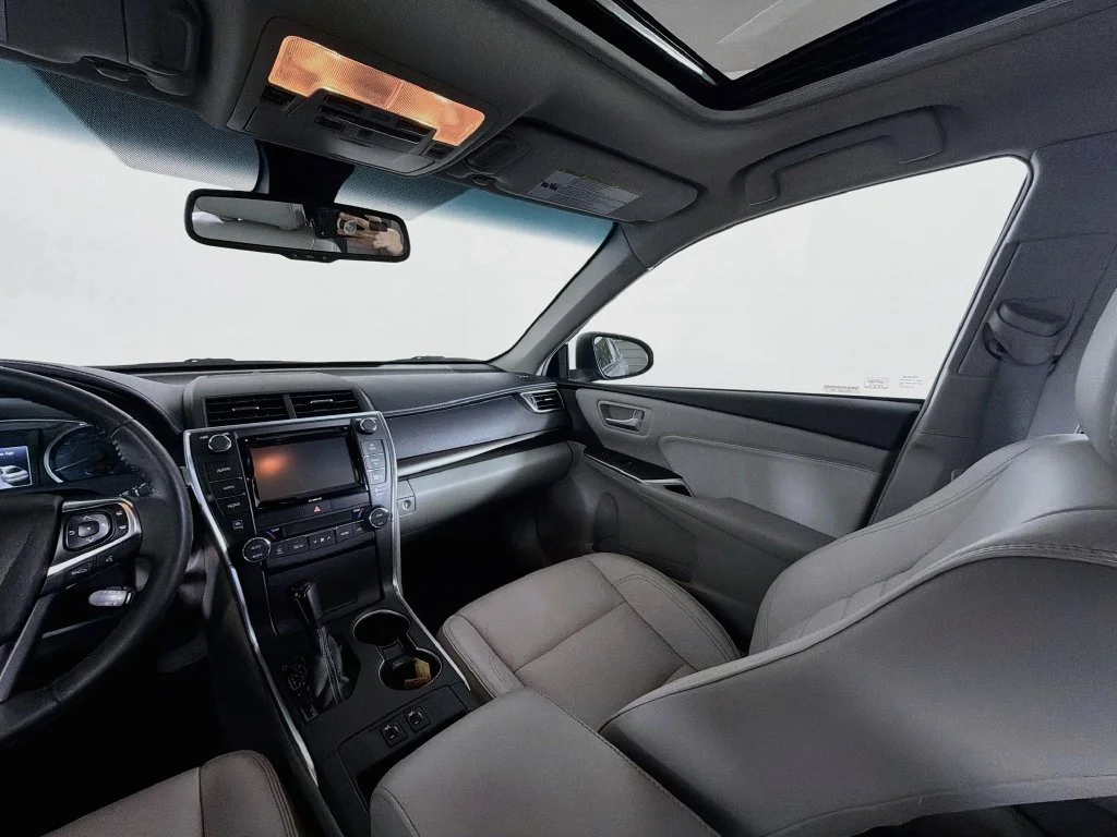 Certified Used 2017 Gray Toyota XLE image 21