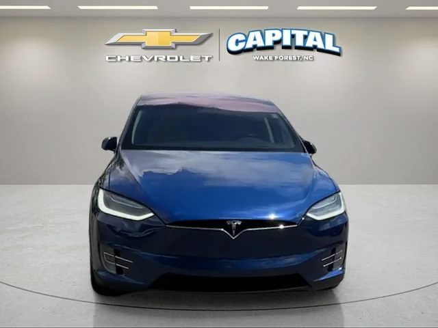 Used 2017 Blue Tesla 90D image 9