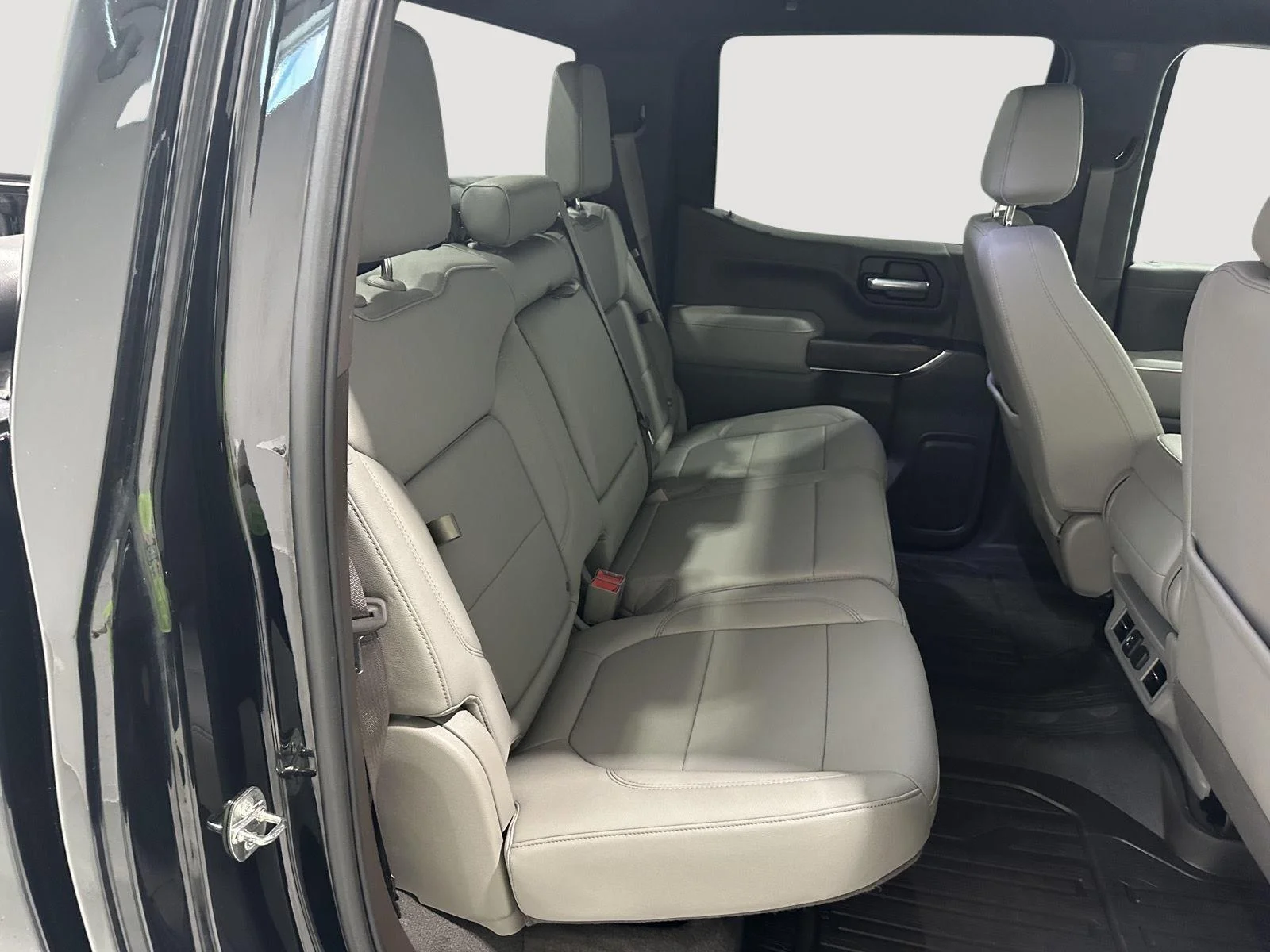 Used 2021 ONYX BLACK GMC SLT image 26