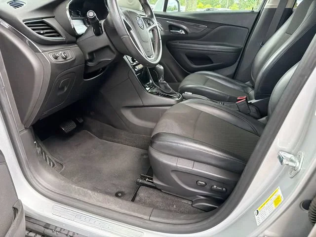 Used 2022 Quicksilver Metallic Buick Preferred image 9