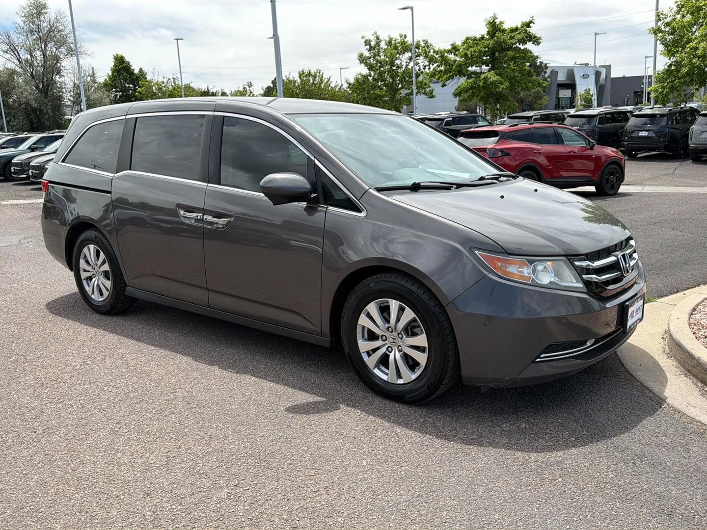 Used 2016 Smoky Topaz Metallic Honda SE image 5