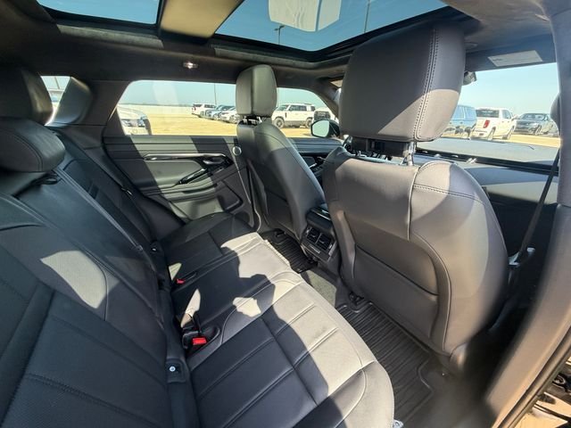 Used 2023 Santorini Black Metallic Land Rover Dynamic image 17