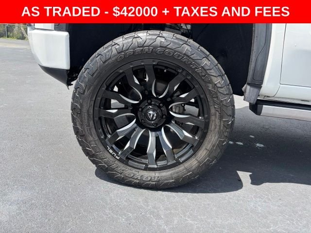 Used 2021 White GMC Denali image 9