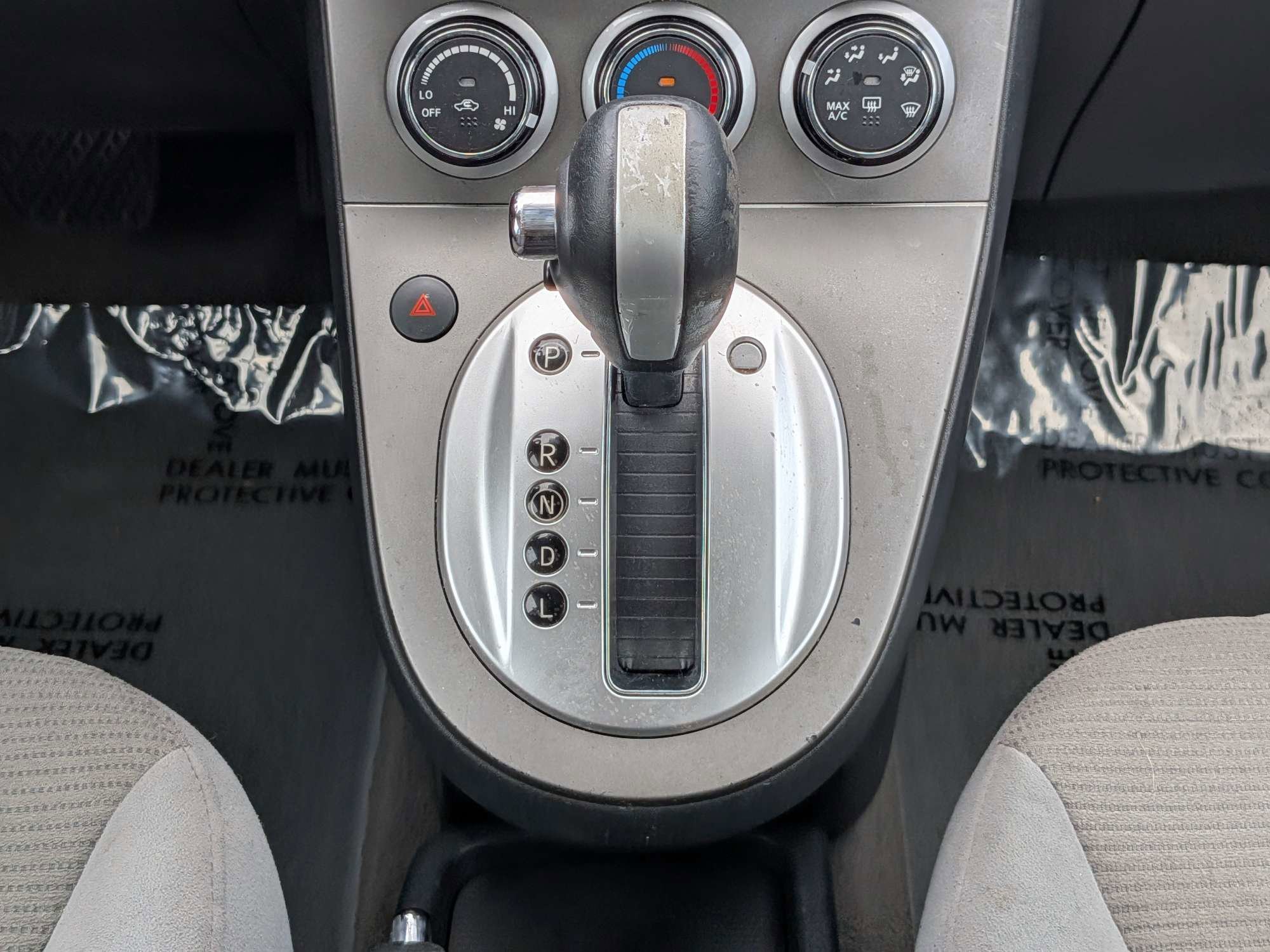 Used 2010 Black Nissan 2.0 S image 16