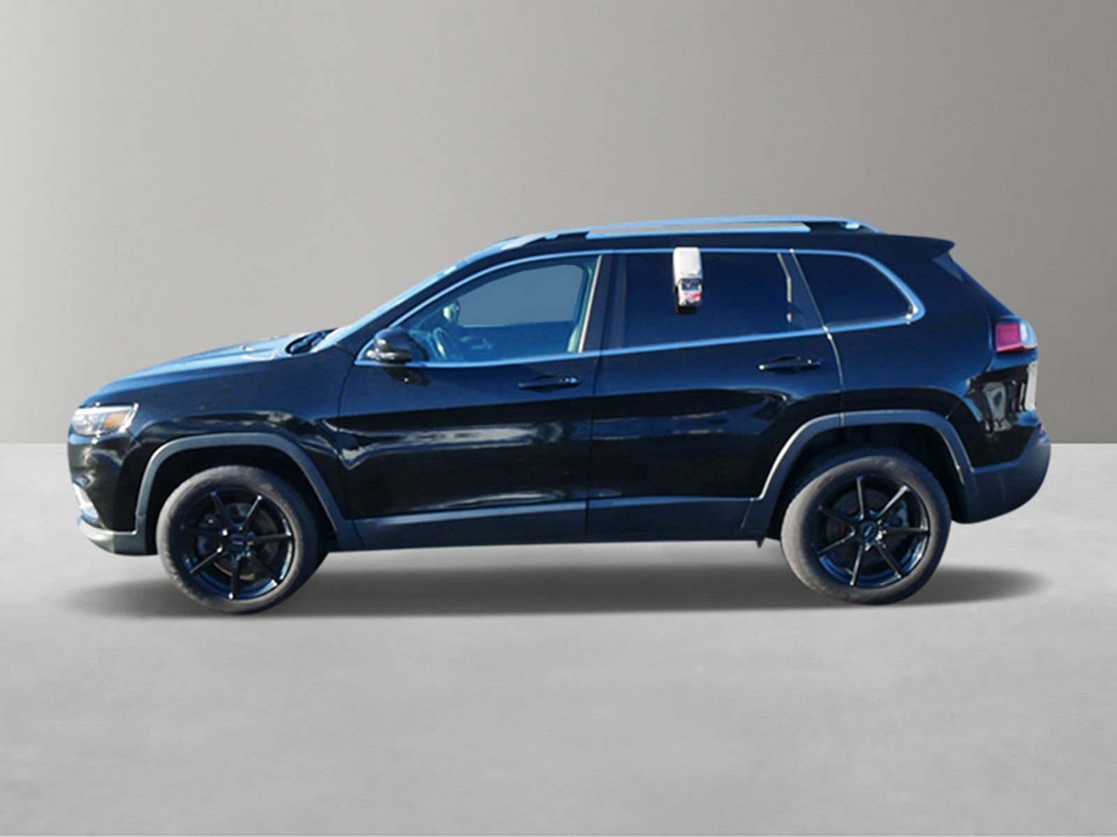 Used 2020 Jeep Cherokee Limited with VIN 1C4PJMDX2LD590371 for sale in White Bear Lake, Minnesota