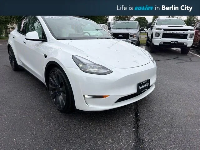 2023 Tesla Model Y Performance