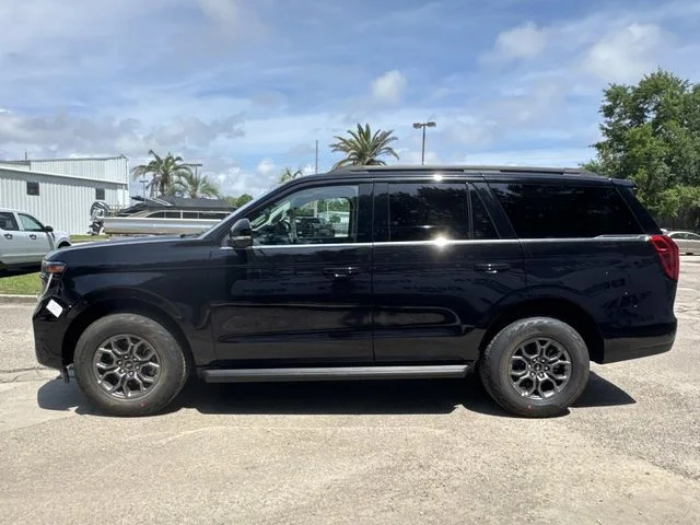 New 2026 Agate Black Metallic Ford Active image 8