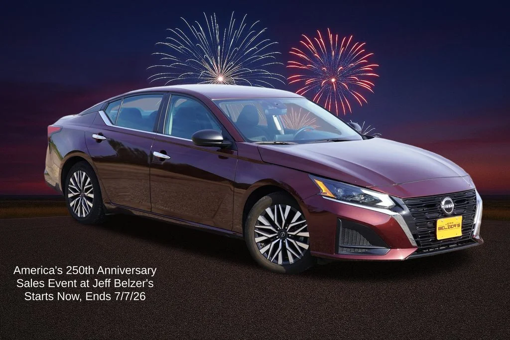 Used 2024 Red Nissan 2.5 SV image 1