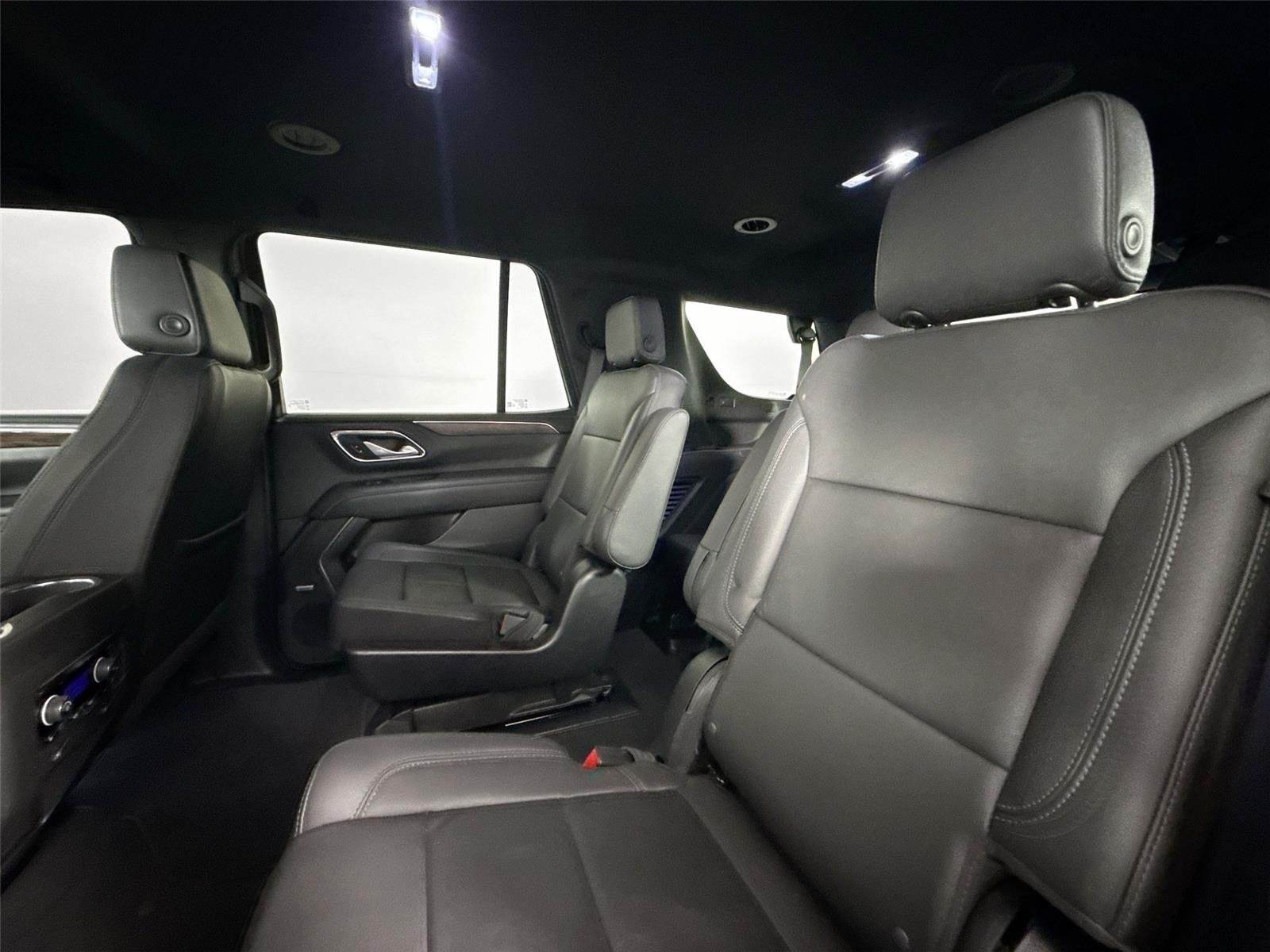 Used 2022 Summit White Chevrolet LT image 30