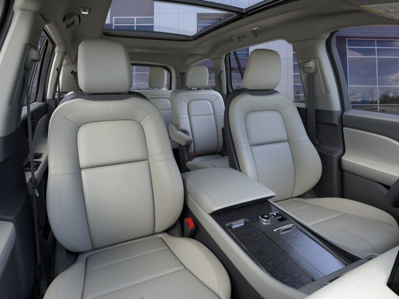 New 2026 Whisper Blue Metallic Clearcoat Lincoln Reserve® image 36