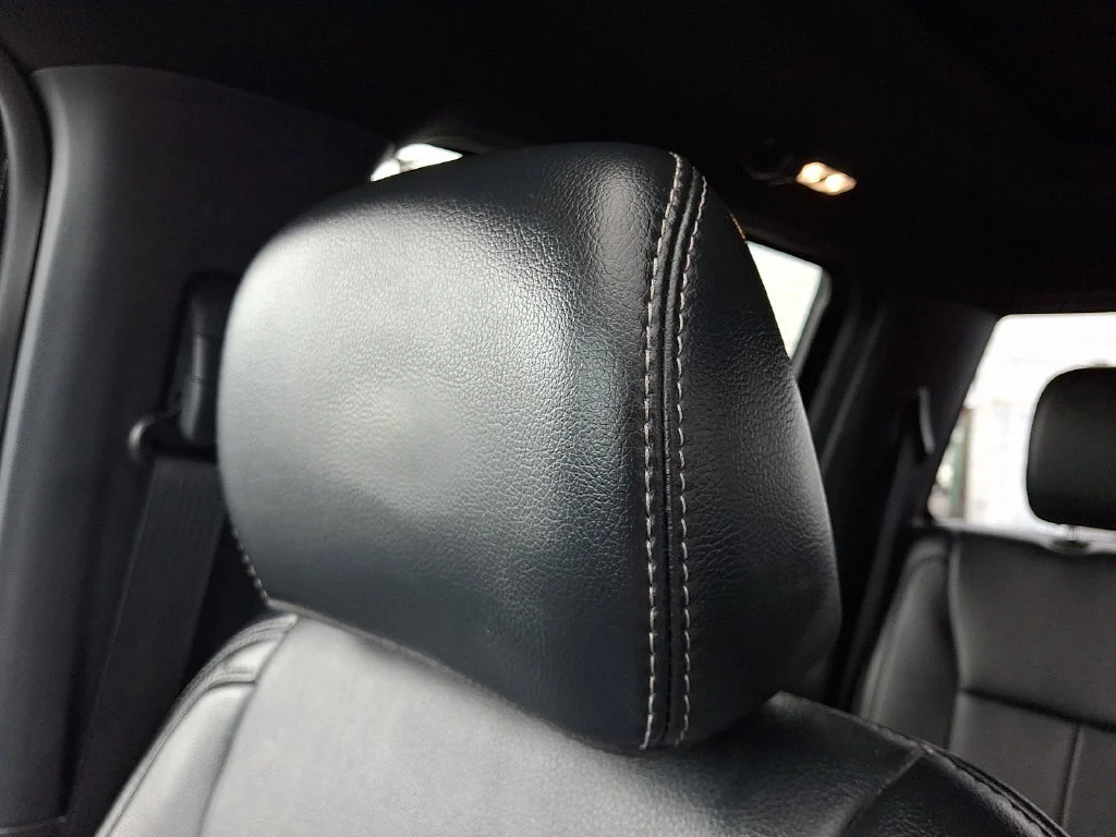 Used 2022 Black Ford LARIAT image 18