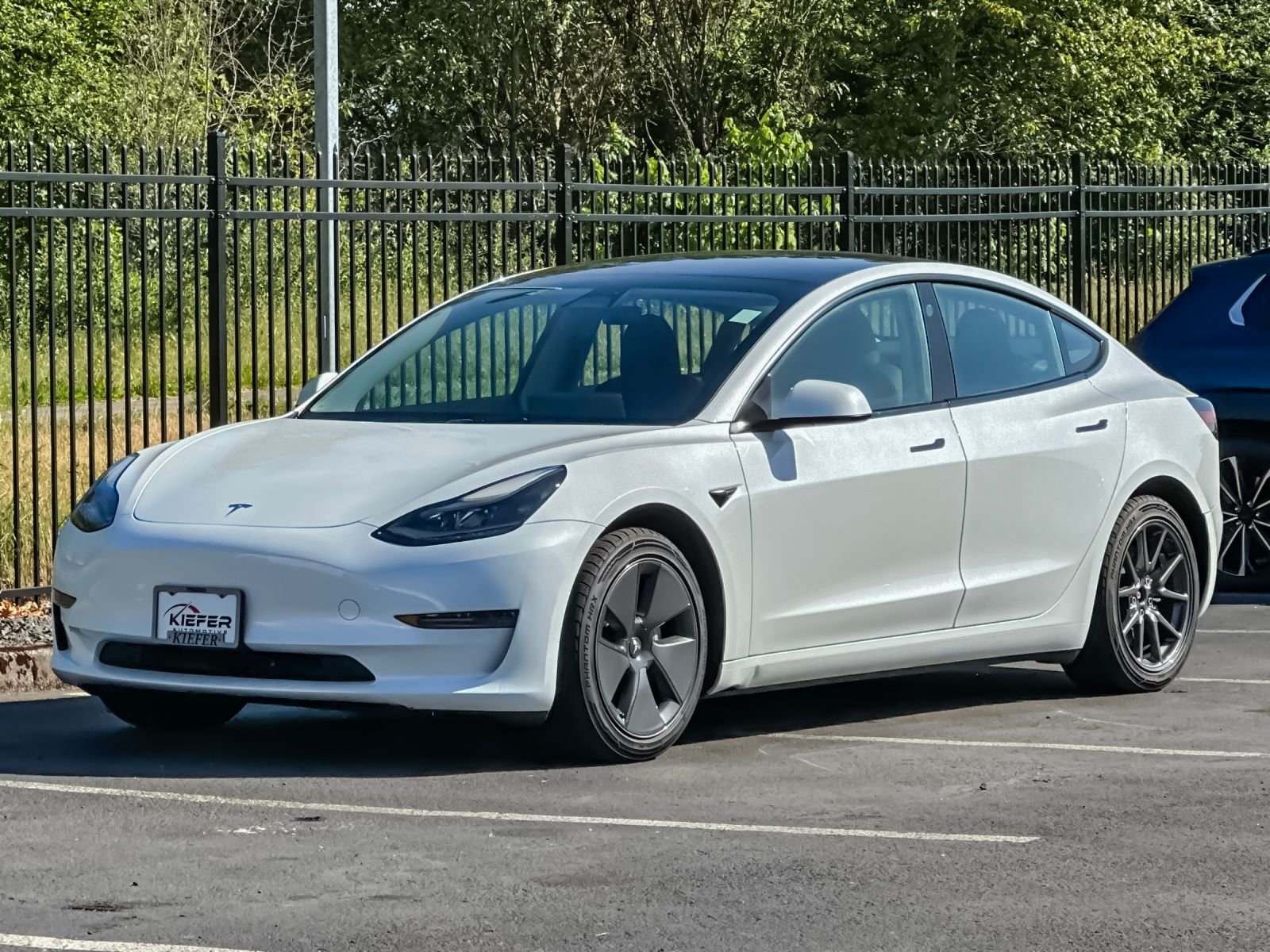 Used 2023 White Tesla Base image 7