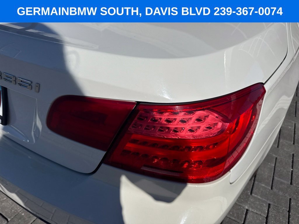 Used 2011 Alpine White BMW 335i image 18