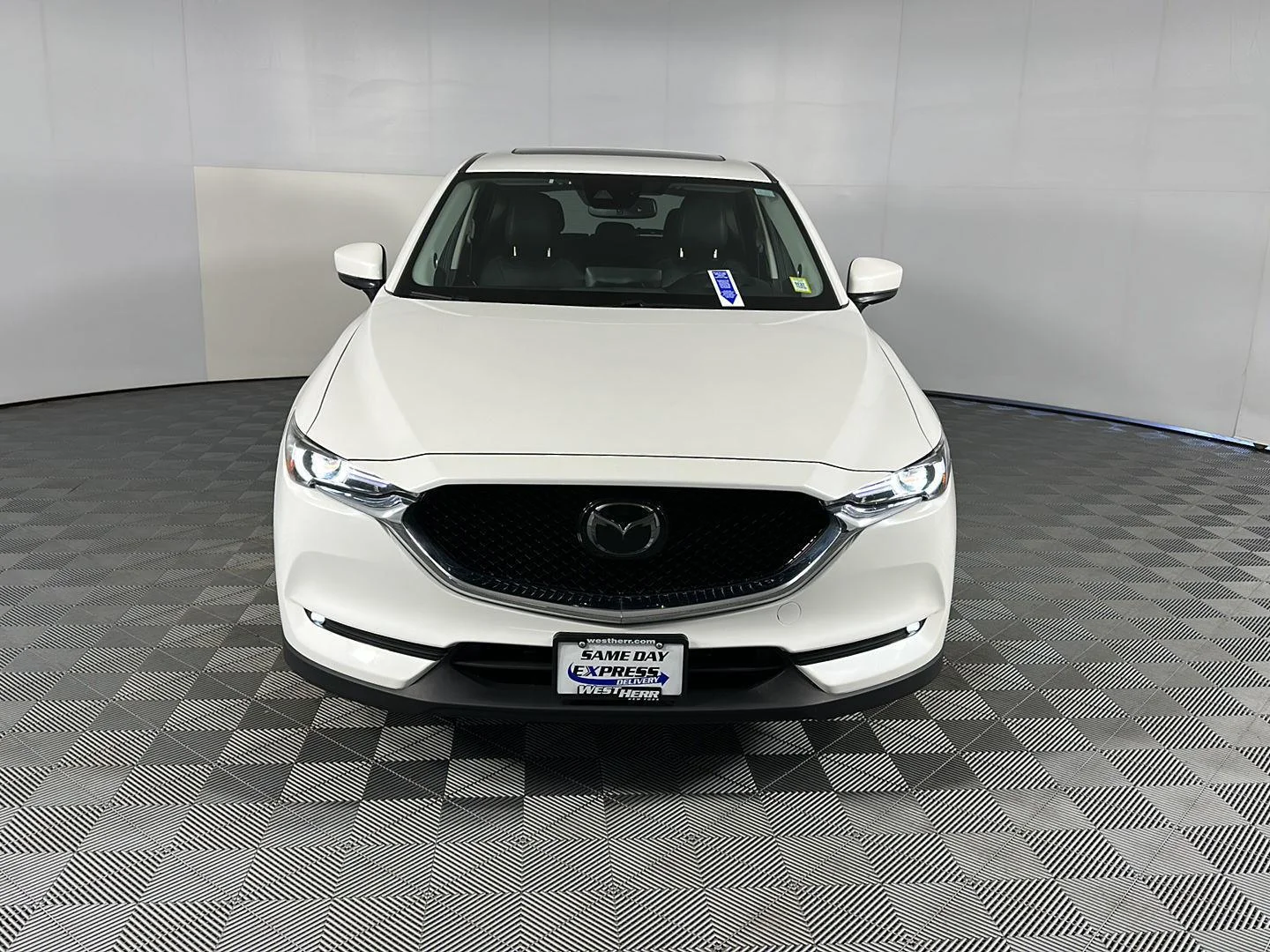 Used 2021 Snowflake White Pearl Mazda Grand Touring image 3