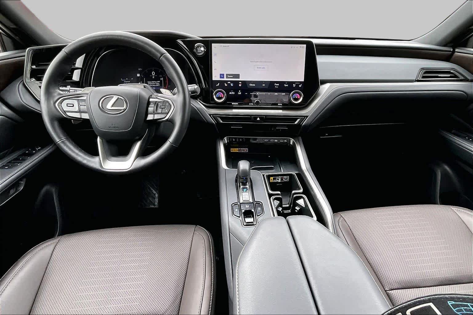 Used 2025 Wind Chill Pearl Lexus Premium image 16