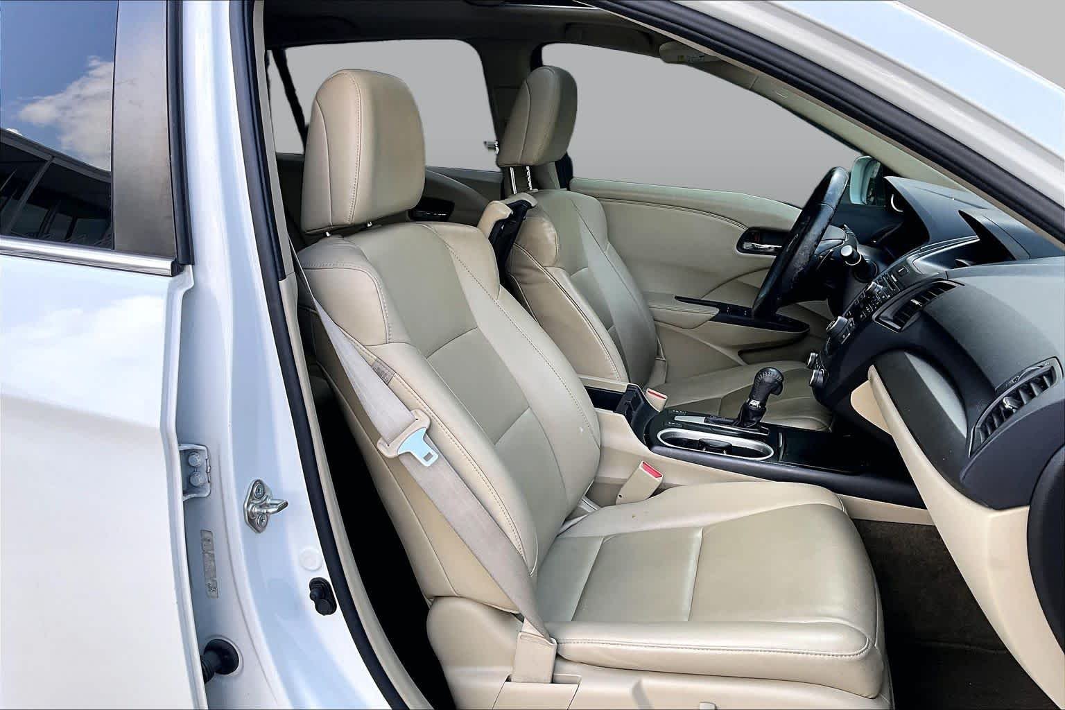Used 2018 Modern Steel Metallic Acura  image 8