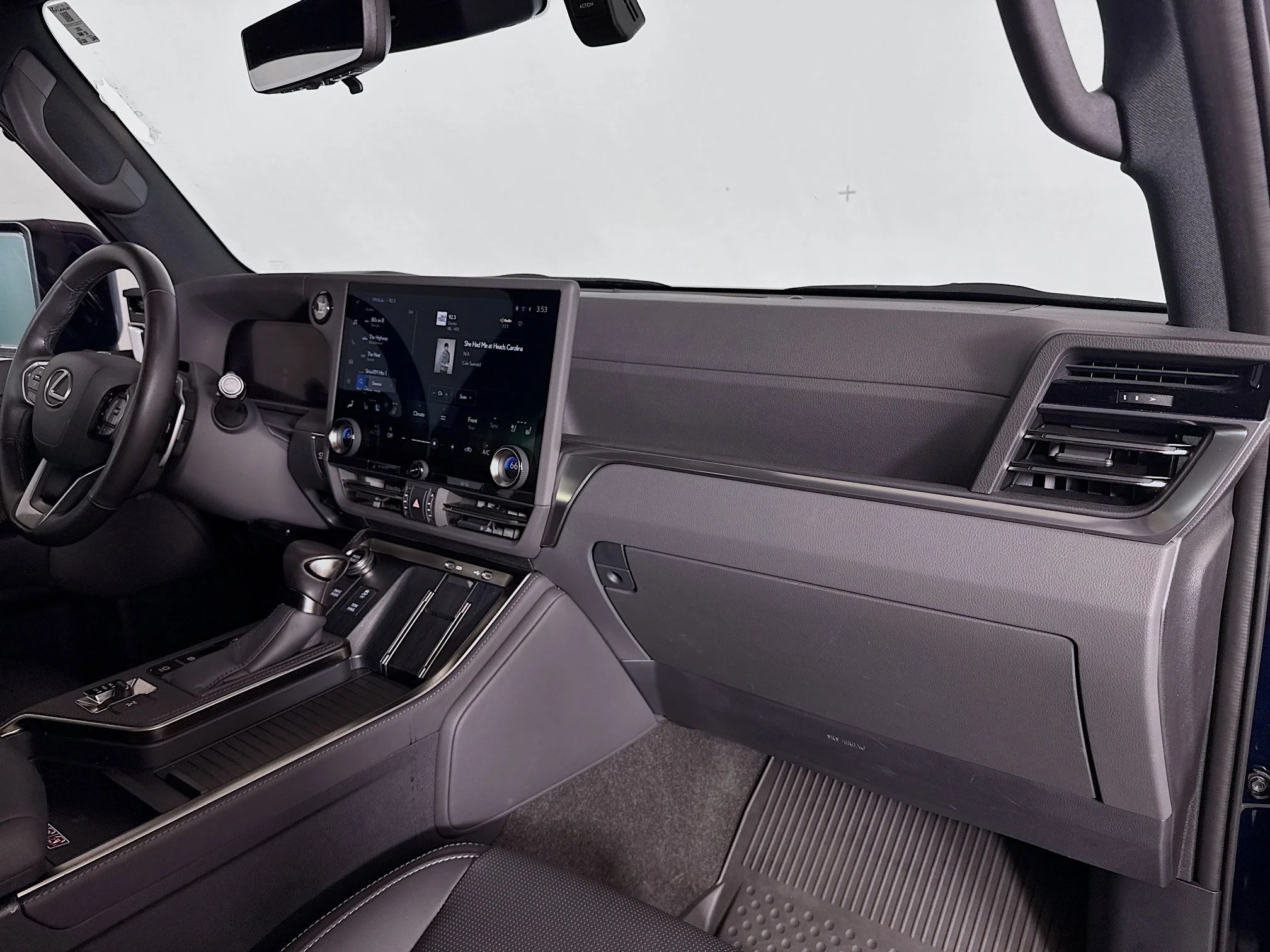 Certified Used 2025 NIGHTFALL MICA Lexus 550 Luxury+ image 29