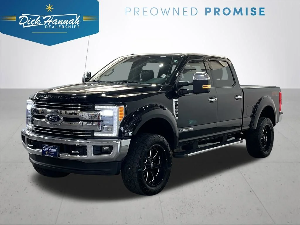 2017 Ford F-350 Lariat 4x4 Crew Cab 160 in SRW's photo