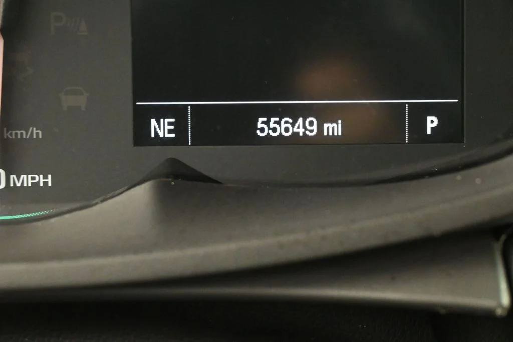 Used 2017 Silver Ice Metallic Chevrolet LS image 27