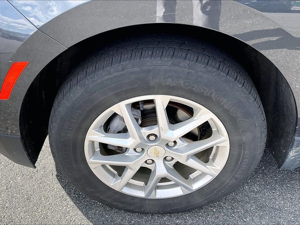 Used 2023 Iron Gray Metallic Chevrolet LT image 7