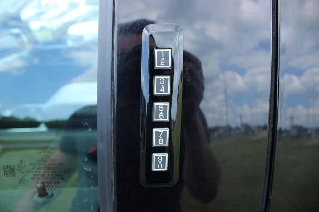 Used 2024 Black Metallic Ford XLT image 32