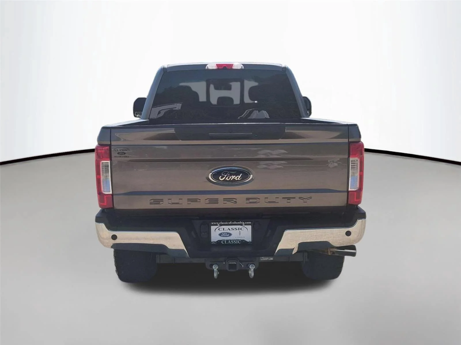 Used 2018 Stone Gray Metallic Ford LARIAT image 4
