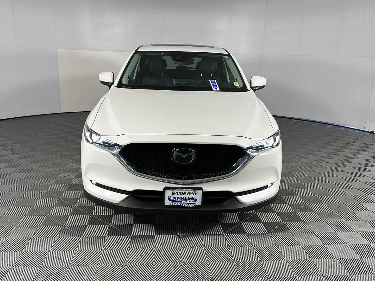 Used 2021 Snowflake White Pearl Mazda Grand Touring image 3