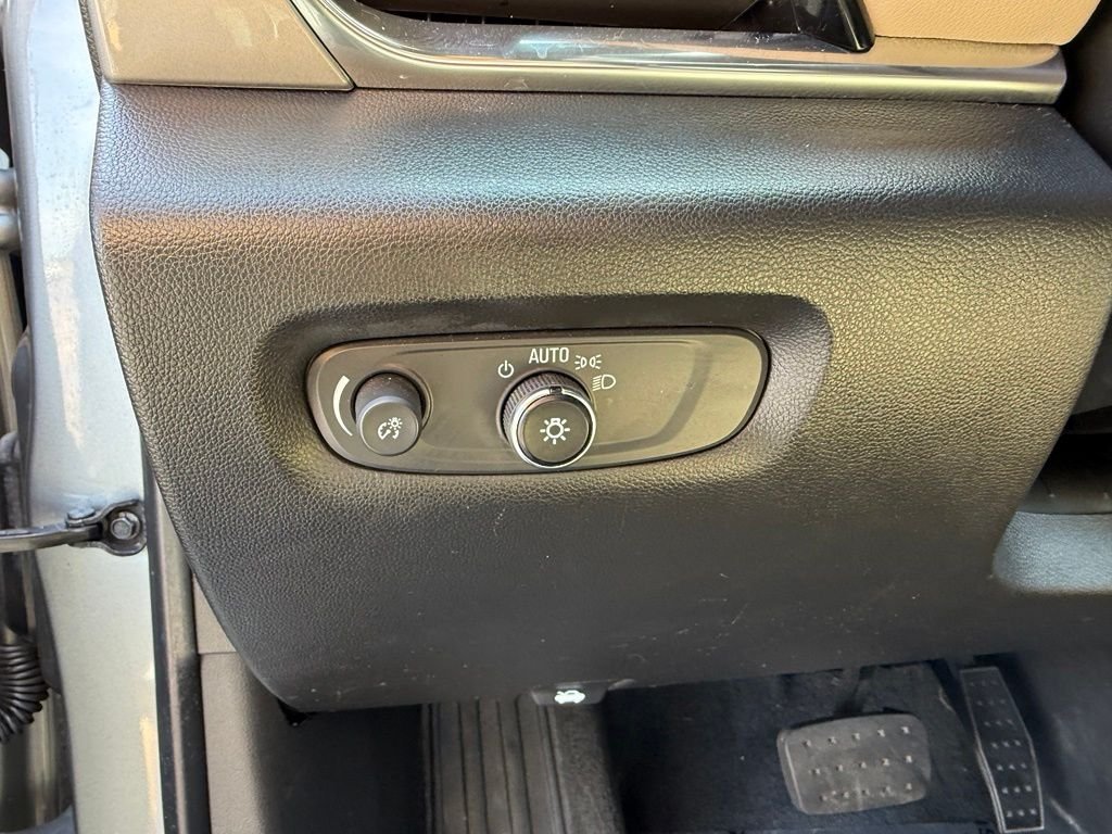 Used 2023 Gray Chevrolet LS image 7