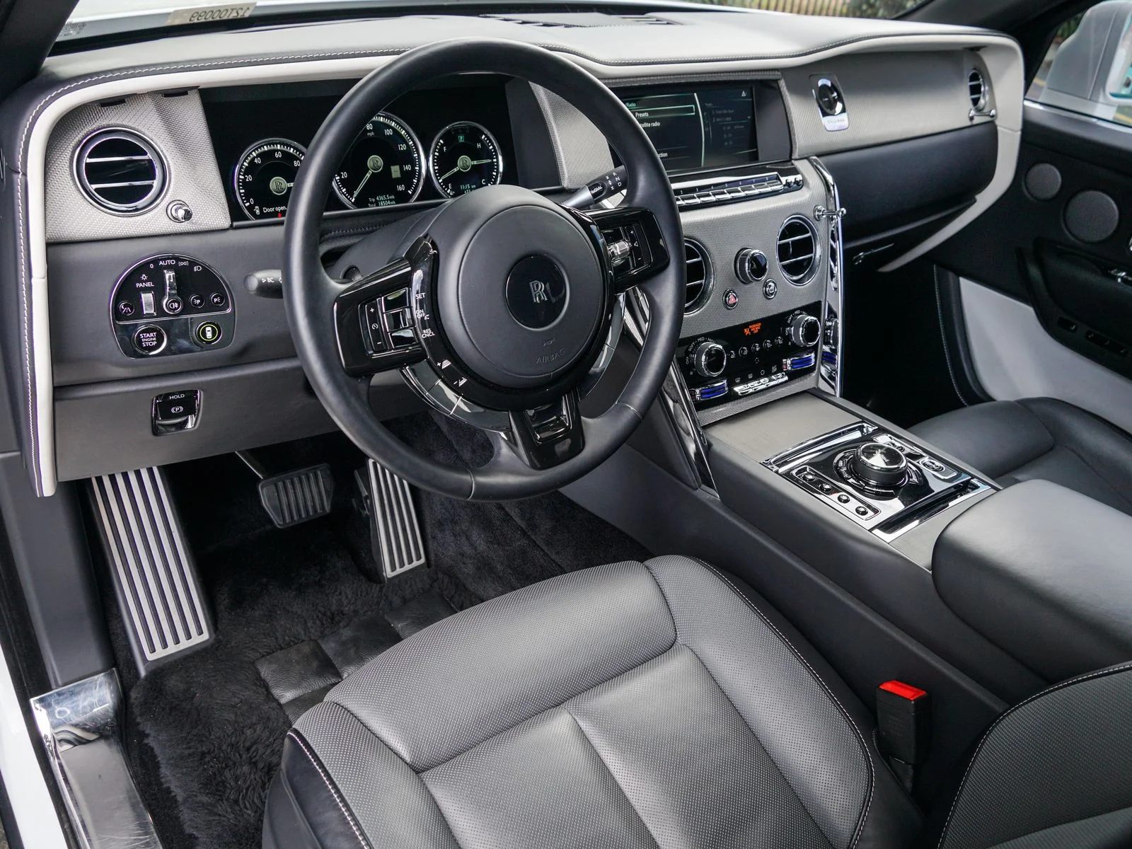 Certified Used 2024 Arctic White Rolls-Royce  image 16