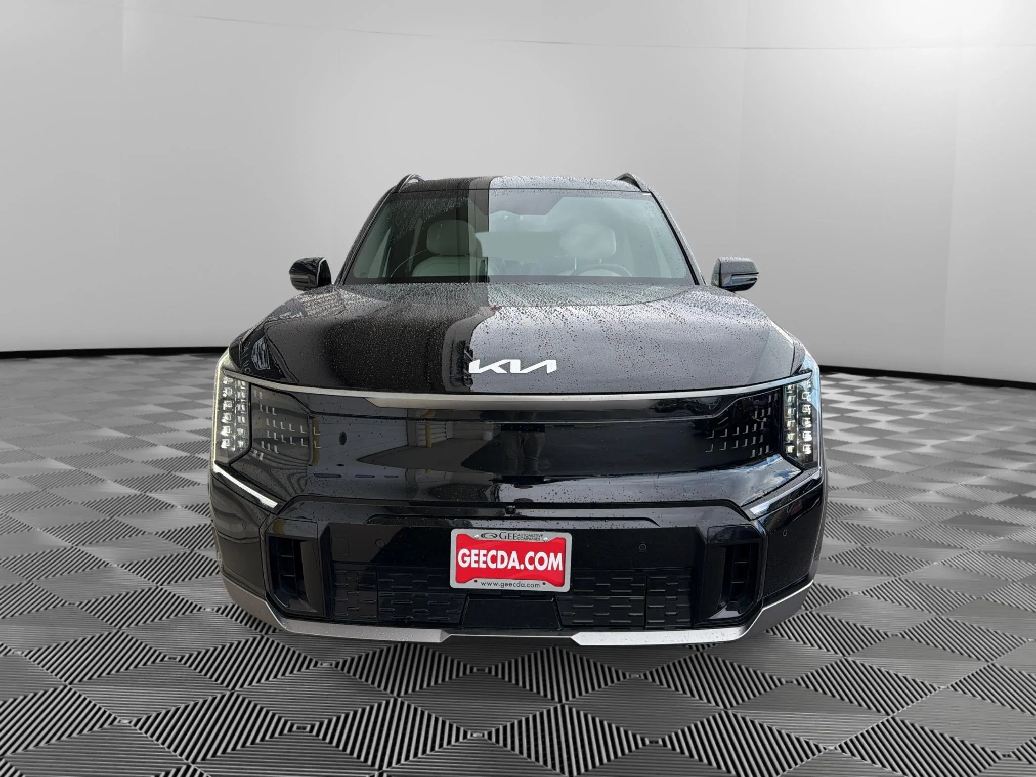 Certified Used 2024 Aurora Black Pearl Kia GT-Line image 3