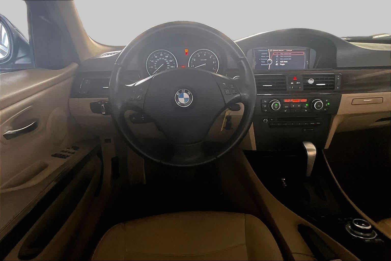 Used 2011 Jet Black BMW 328i image 5