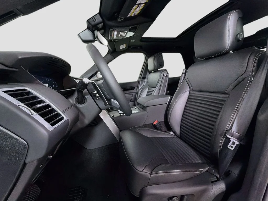 New 2026 Fuji White Land Rover S image 22