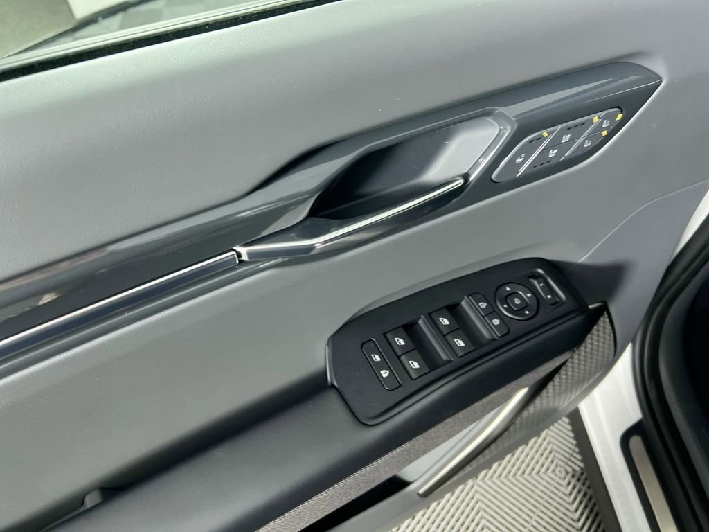 2026 Kia EV9 Land - Photo 14