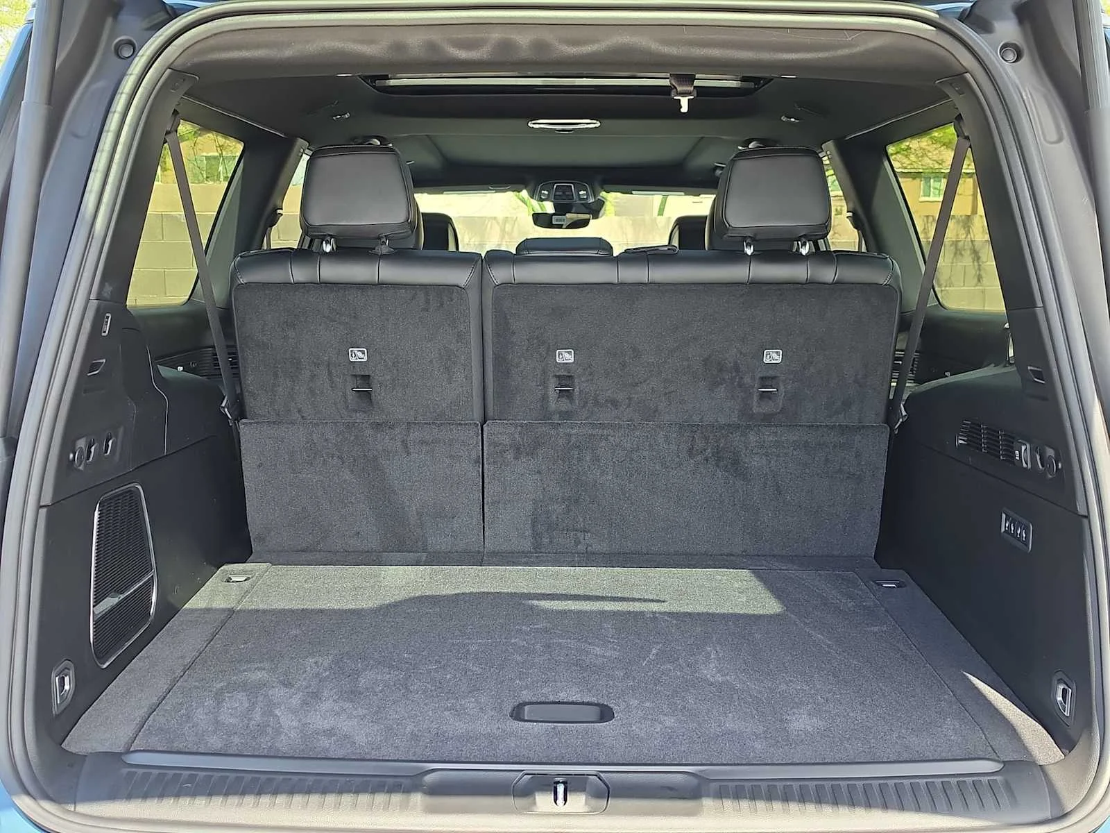 New 2026 Steel Blue Exterior Paint Jeep  image 23