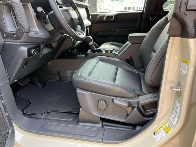 New 2026 Desert Sand Ford Badlands® image 24