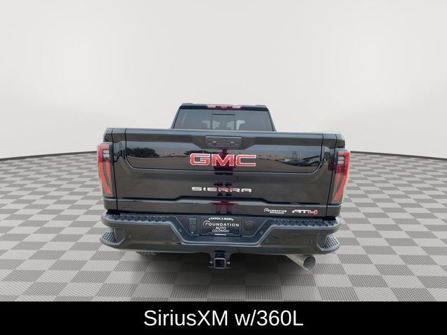 Used 2024  GMC AT4 image 9