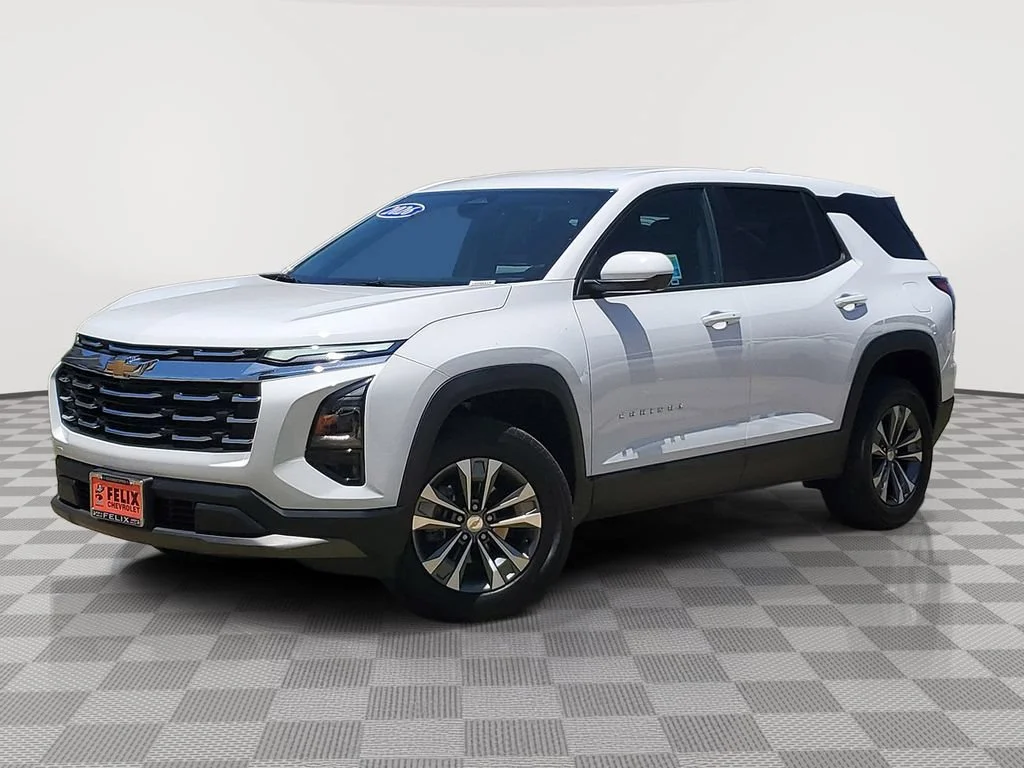 Used 2026 Summit White Chevrolet LT image 2