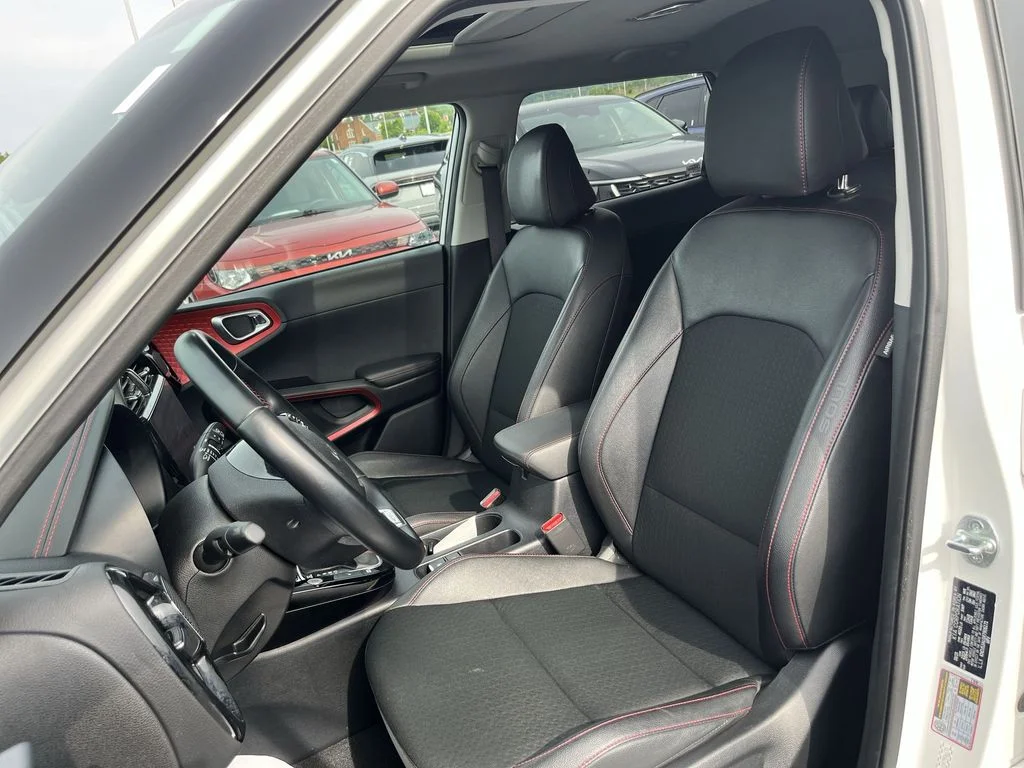 Used 2024 White Kia GT-Line image 17