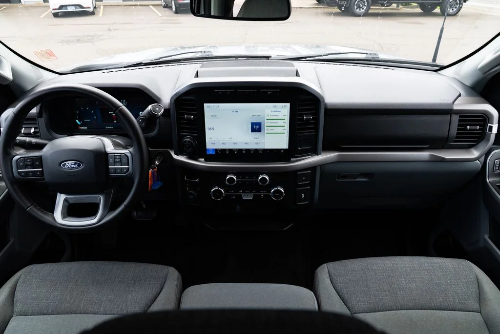 Used 2024 Gray Ford XLT image 8