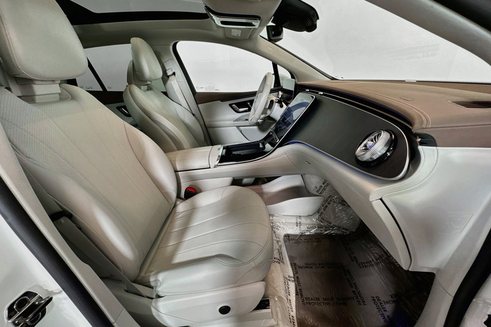 Certified Used 2023 Polar White Mercedes-Benz EQE 350 image 27