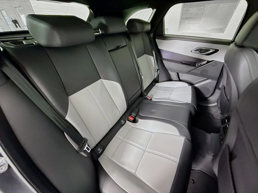 New 2026  Land Rover Dynamic SE image 28